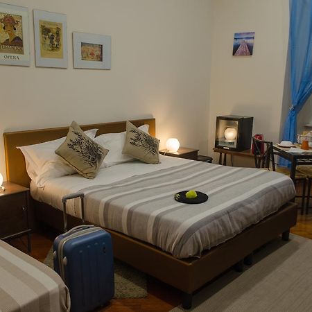 Living Rome Ottaviano B&B Екстер'єр фото
