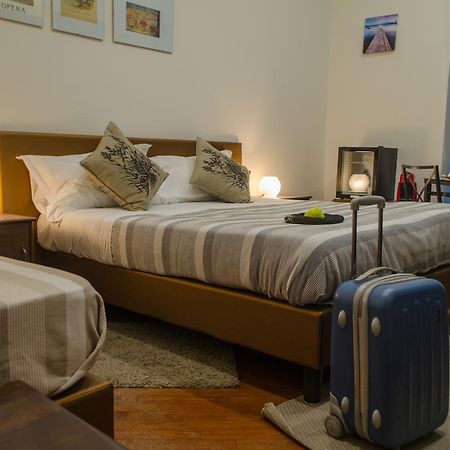 Living Rome Ottaviano B&B Екстер'єр фото