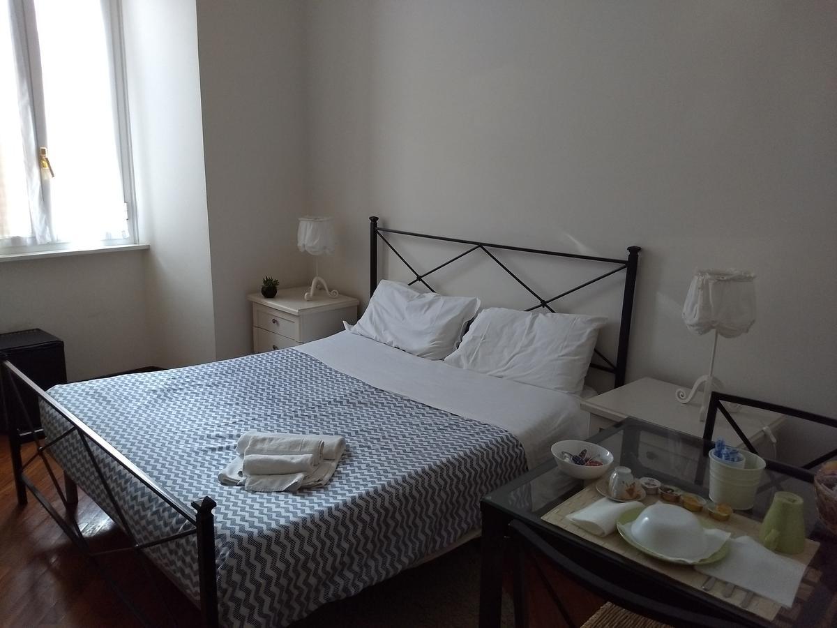 Living Rome Ottaviano B&B Екстер'єр фото