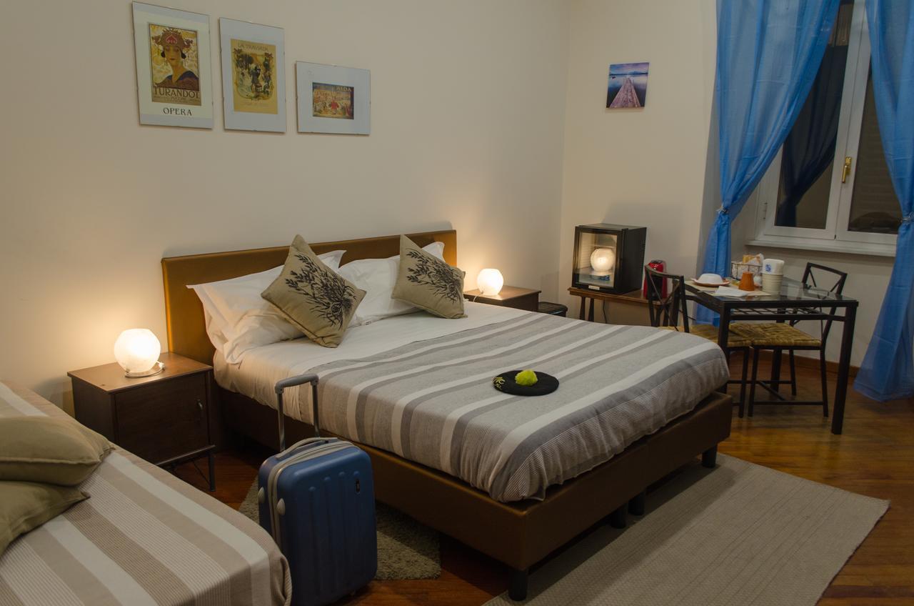 Living Rome Ottaviano B&B Екстер'єр фото