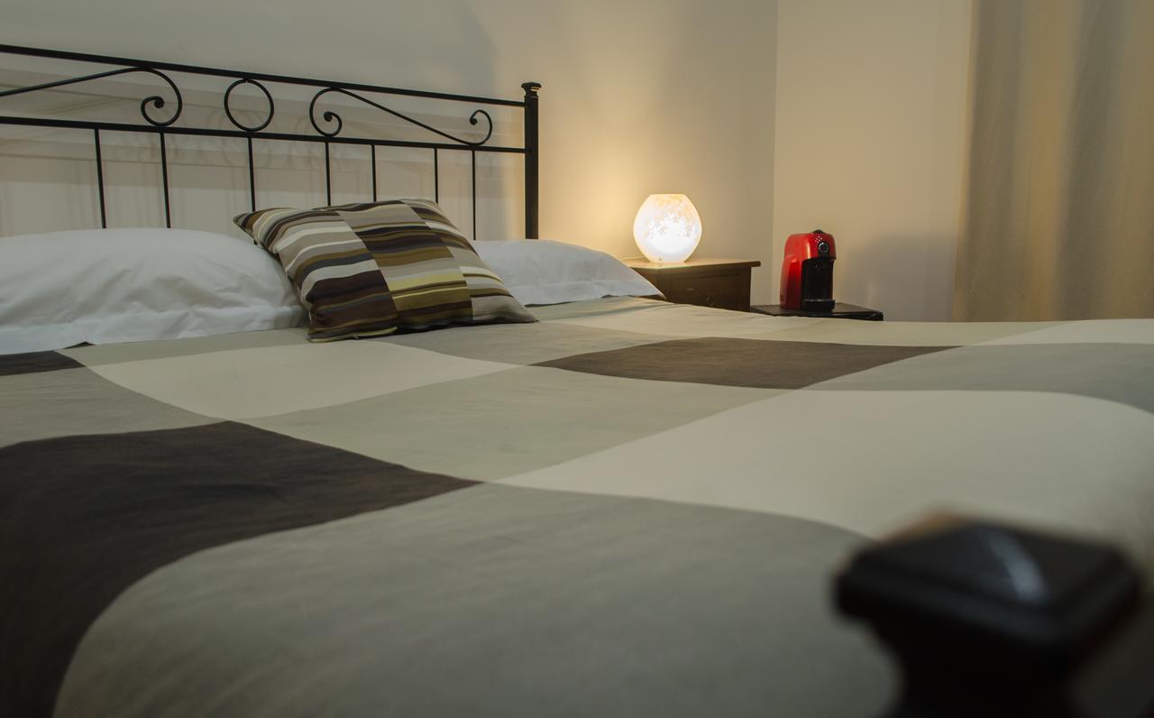 Living Rome Ottaviano B&B Екстер'єр фото