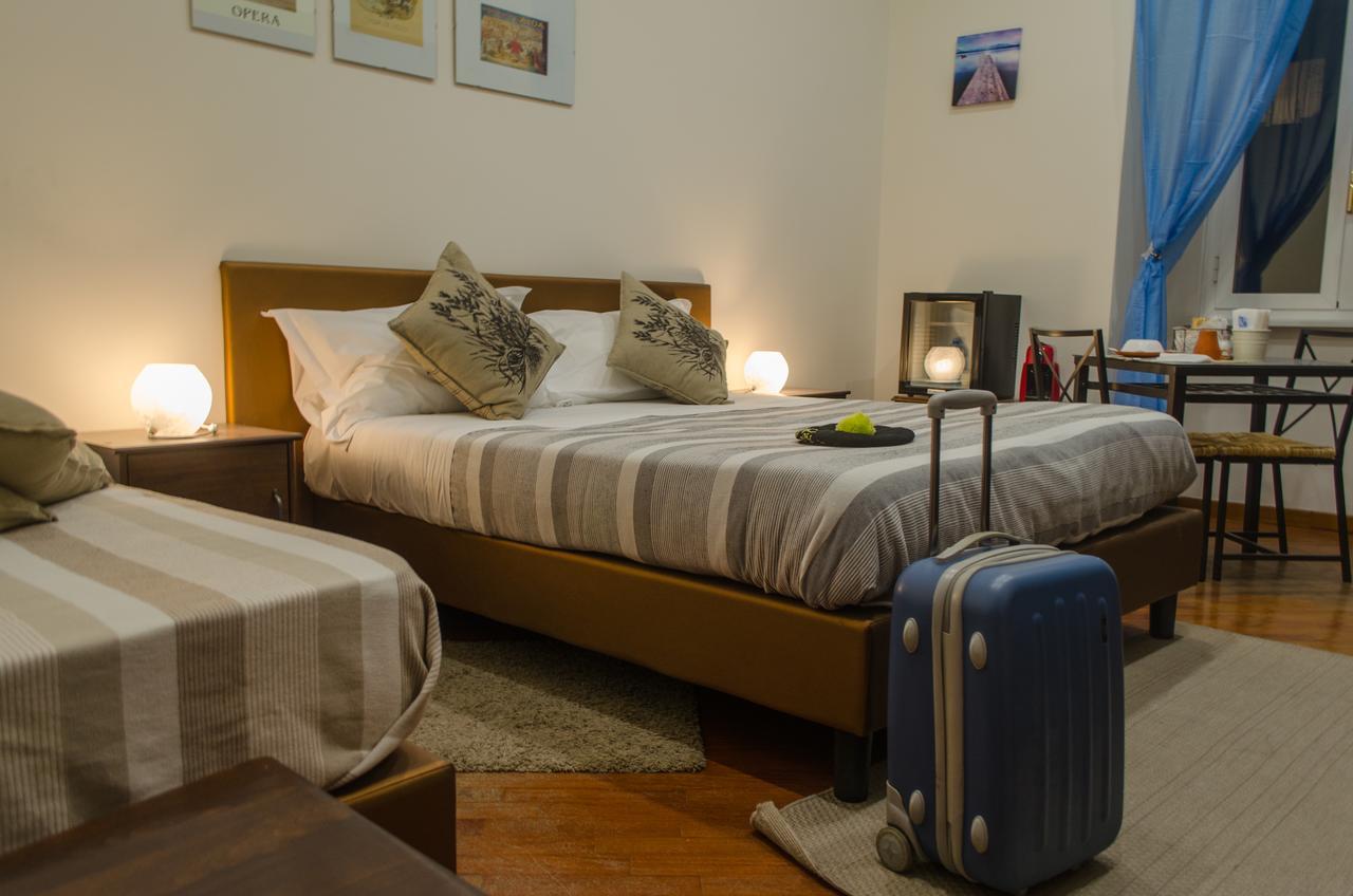 Living Rome Ottaviano B&B Екстер'єр фото