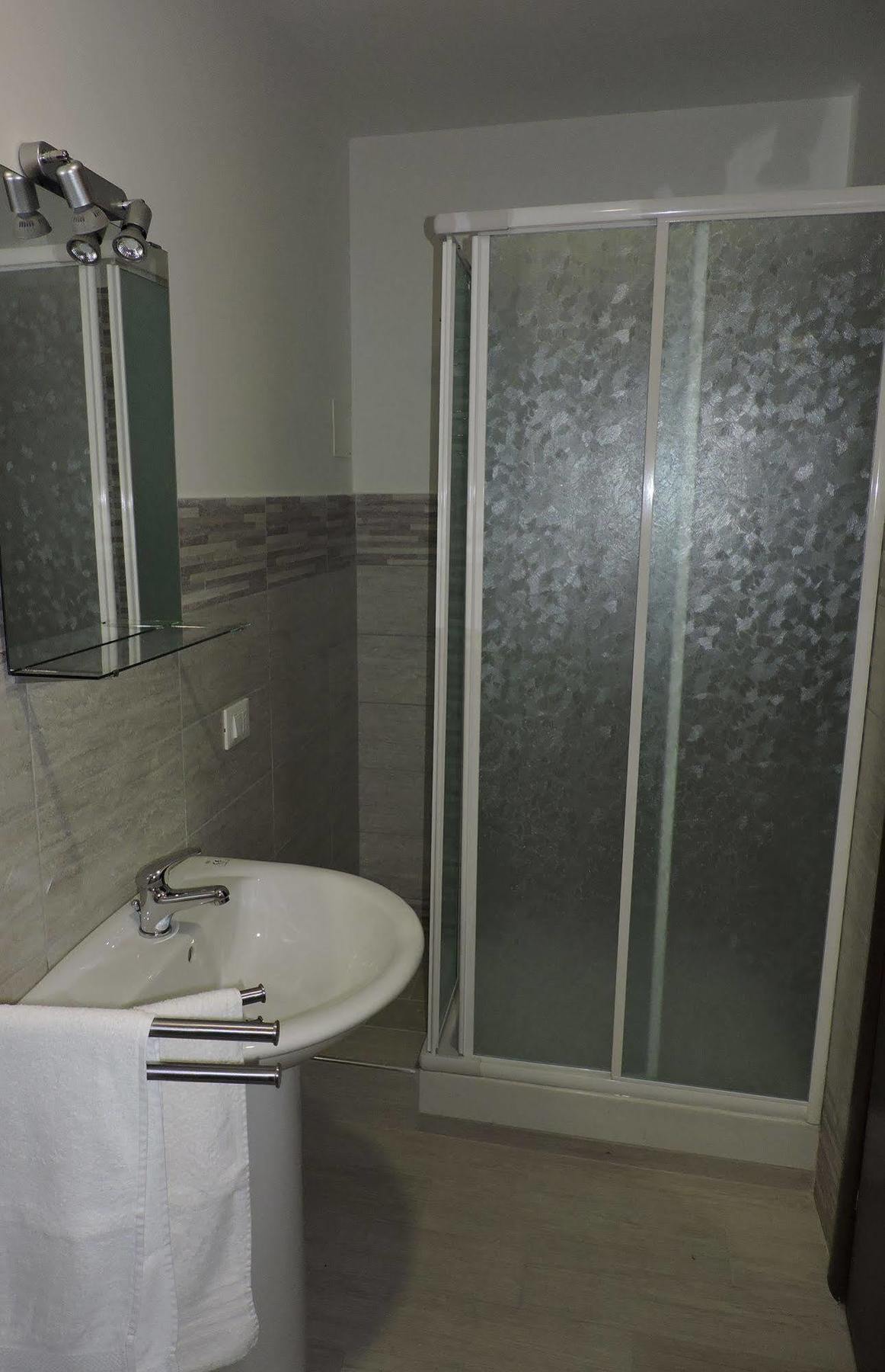 Living Rome Ottaviano B&B Екстер'єр фото