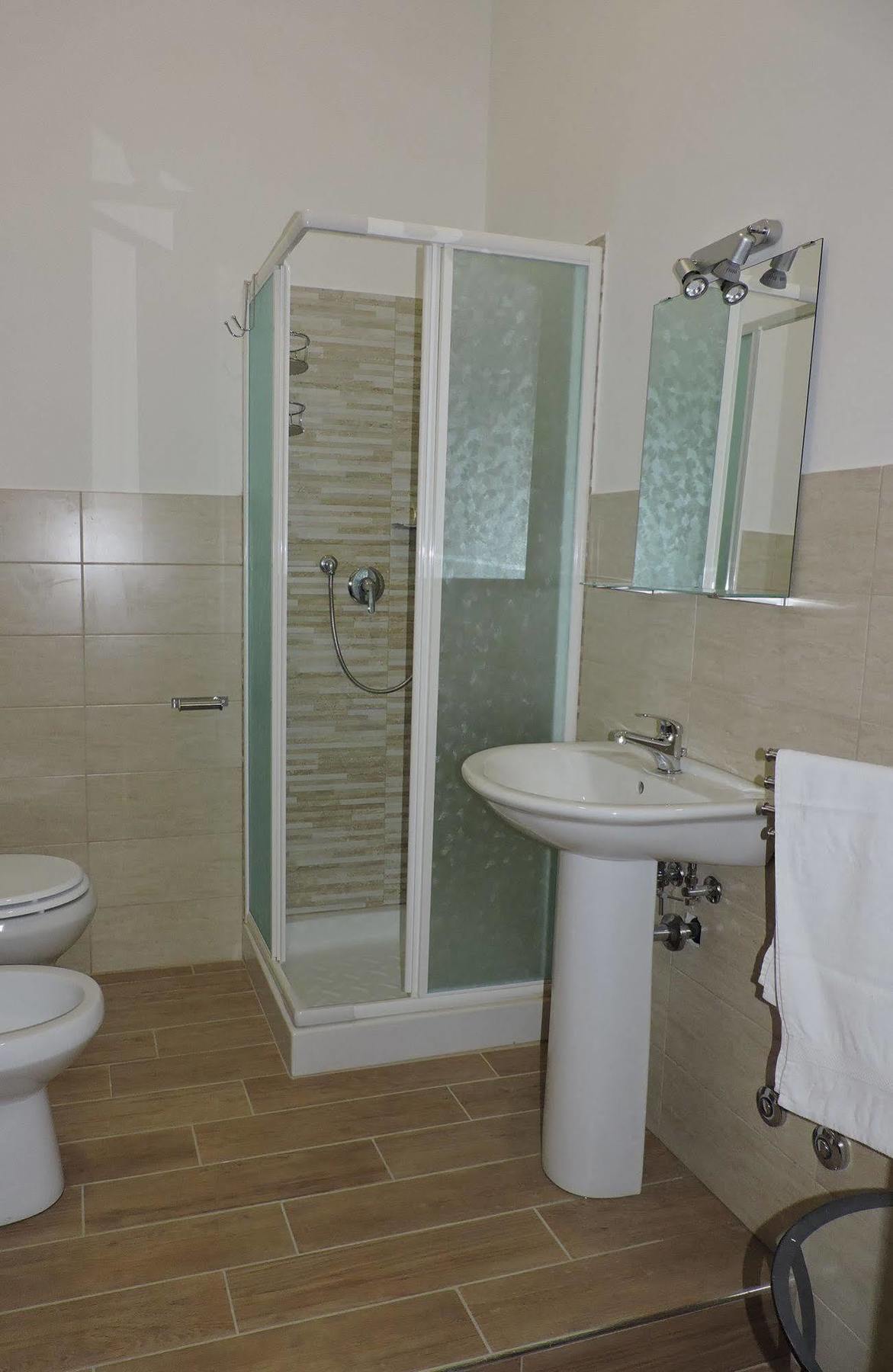 Living Rome Ottaviano B&B Екстер'єр фото