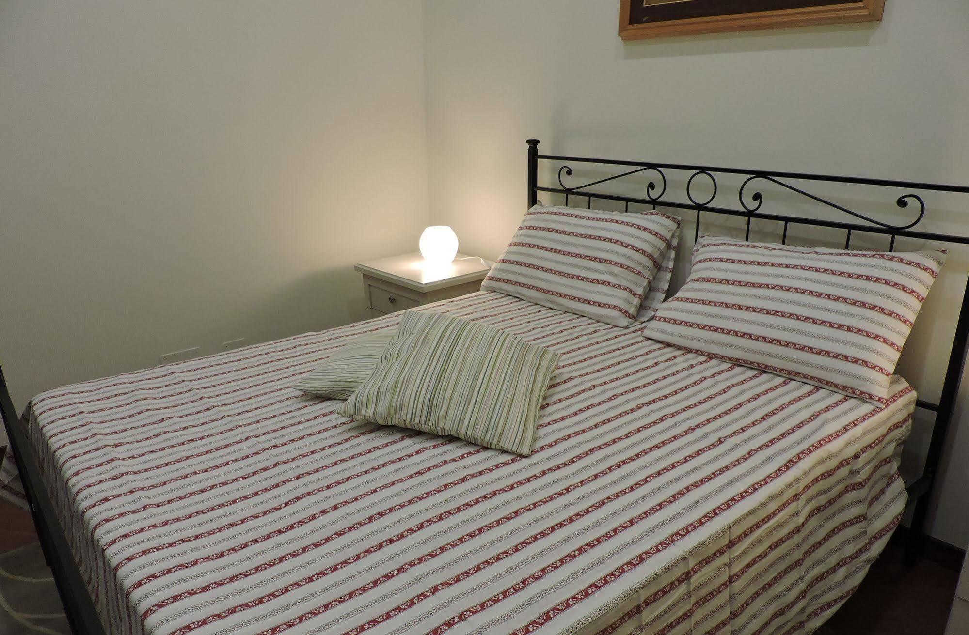 Living Rome Ottaviano B&B Екстер'єр фото